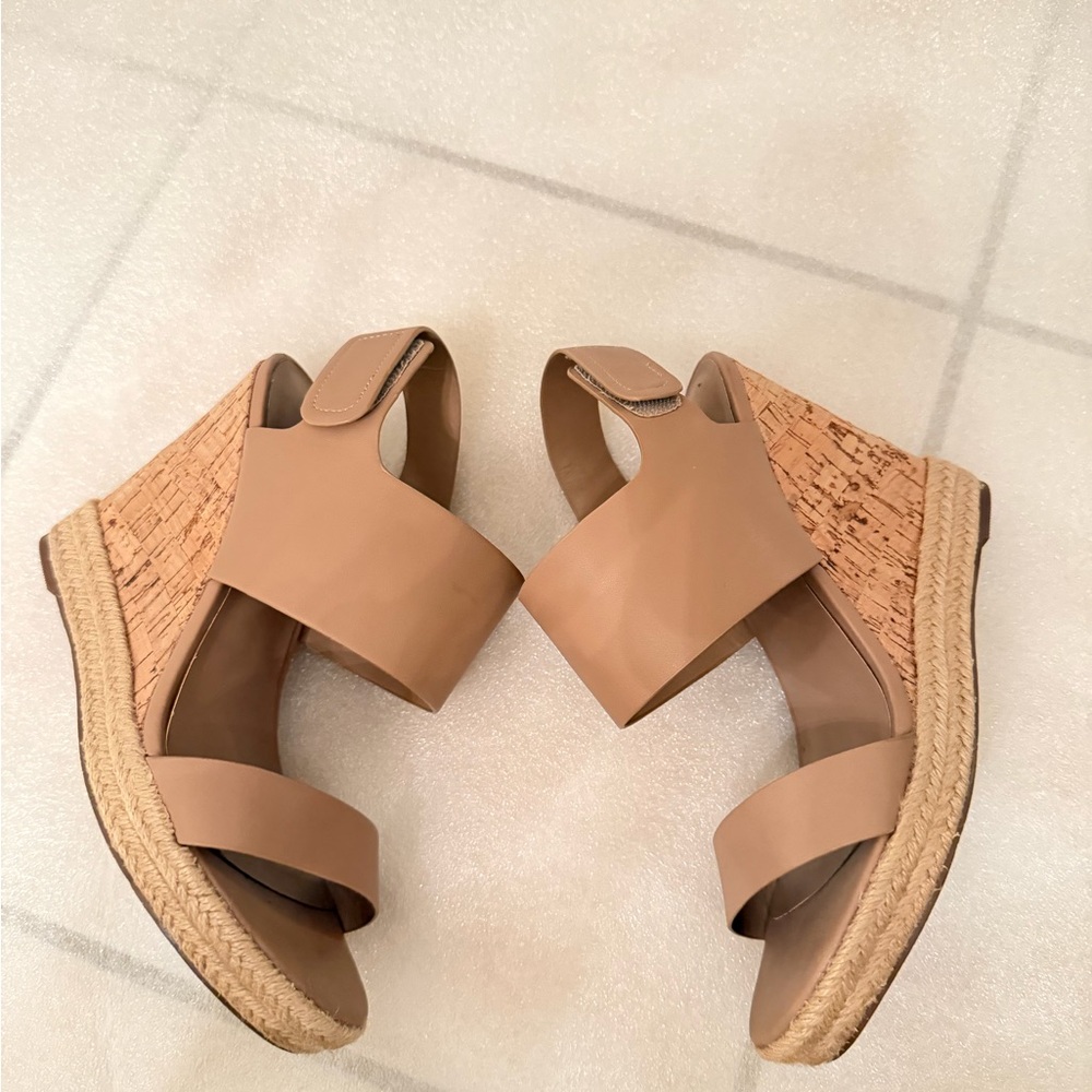 Charles By Charles David Brown Wedge Sandals - Picture 4 of 9